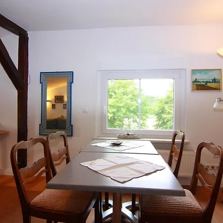 Behagliche Im Idyllischen Koerchow Lägenhet