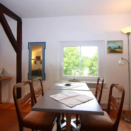 Lägenhet Behagliche Im Idyllischen Koerchow *